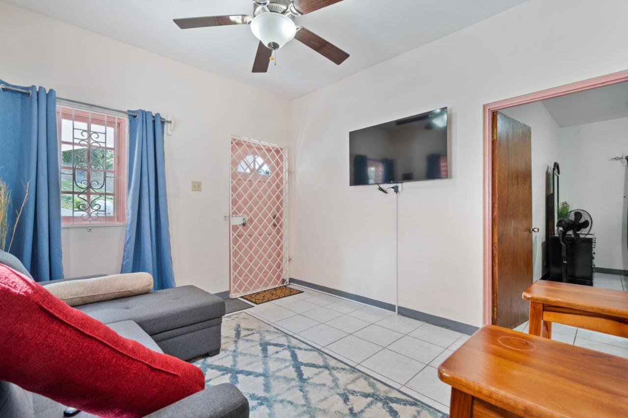 Shaw Park Gem Apt 12D Очо Риос Екстериор снимка
